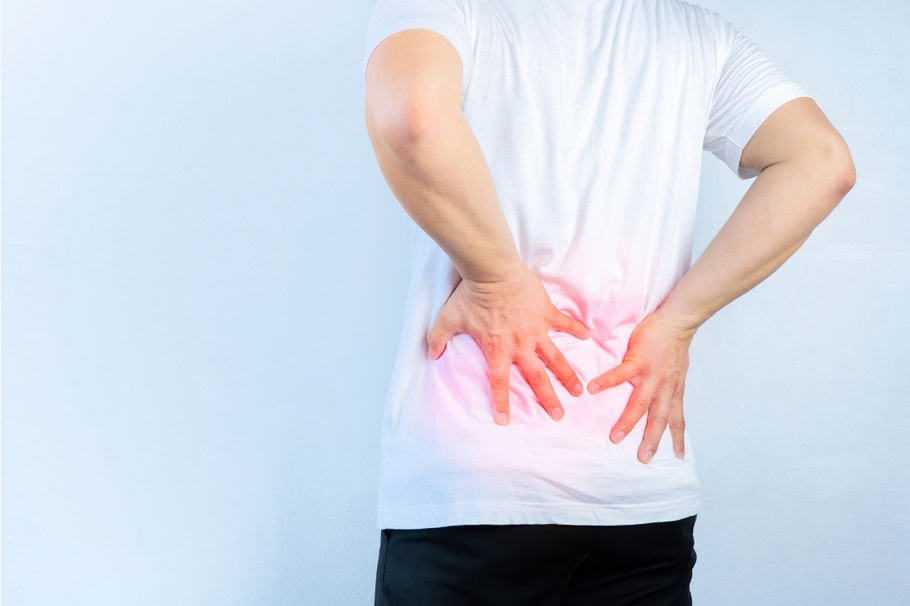 Back Pain in Edina This January? Why Winter Is The Hidden Trigger (And What To Do About It)
